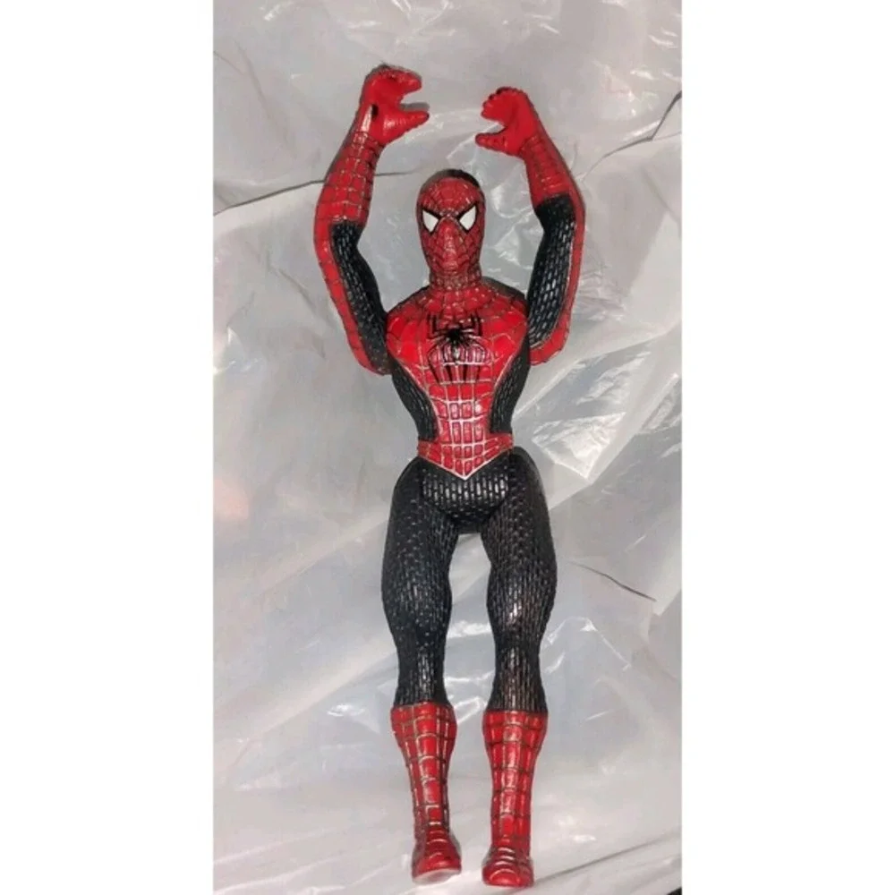 Marvel Black Red‎ SPIDERMAN 5
